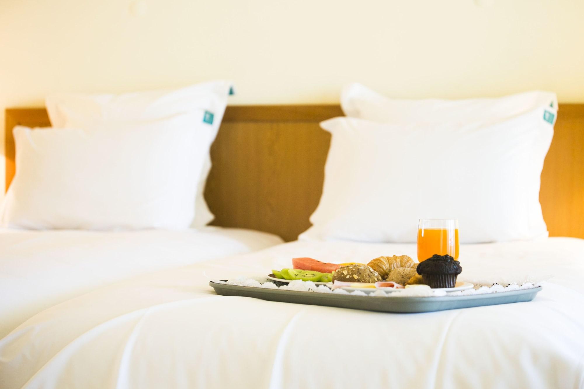 Mirachoro Carvoeiro Hotel Карвоейро Стая снимка